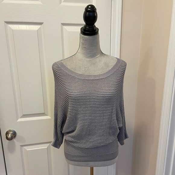 Dolman sleeve sweater - Picture 1 of 5